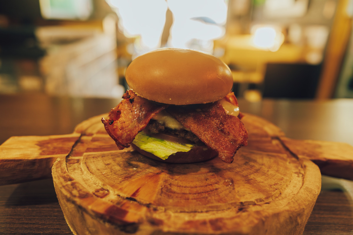 Magic Bacon — hambúrguer artesanal do Magic Burguer CWB